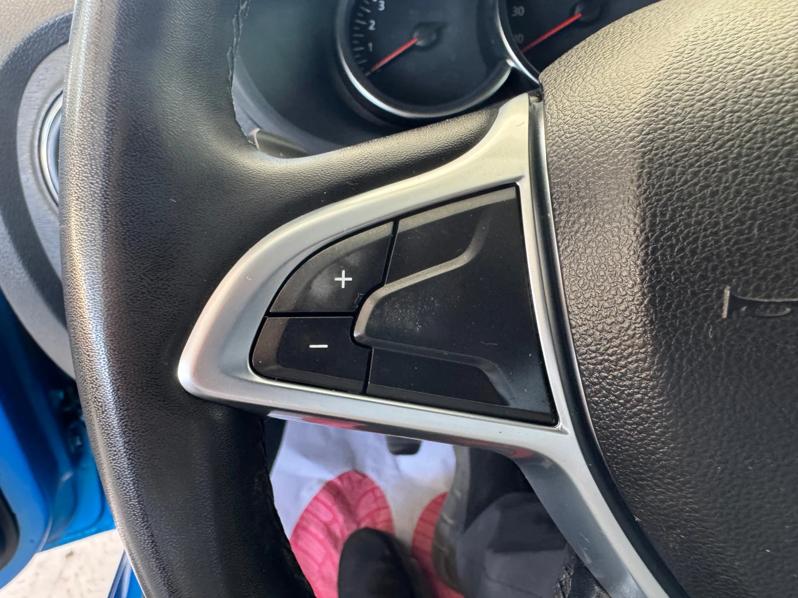 Dacia Dokker 1.6 i STEPWAY, снимка 13 - Автомобили и джипове - 55740393