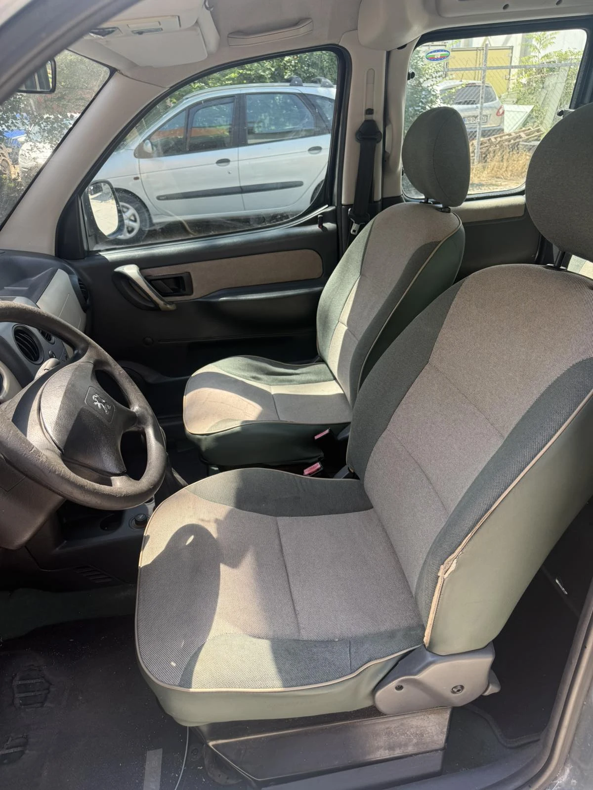Peugeot Partner, снимка 9 - Автомобили и джипове - 56160580