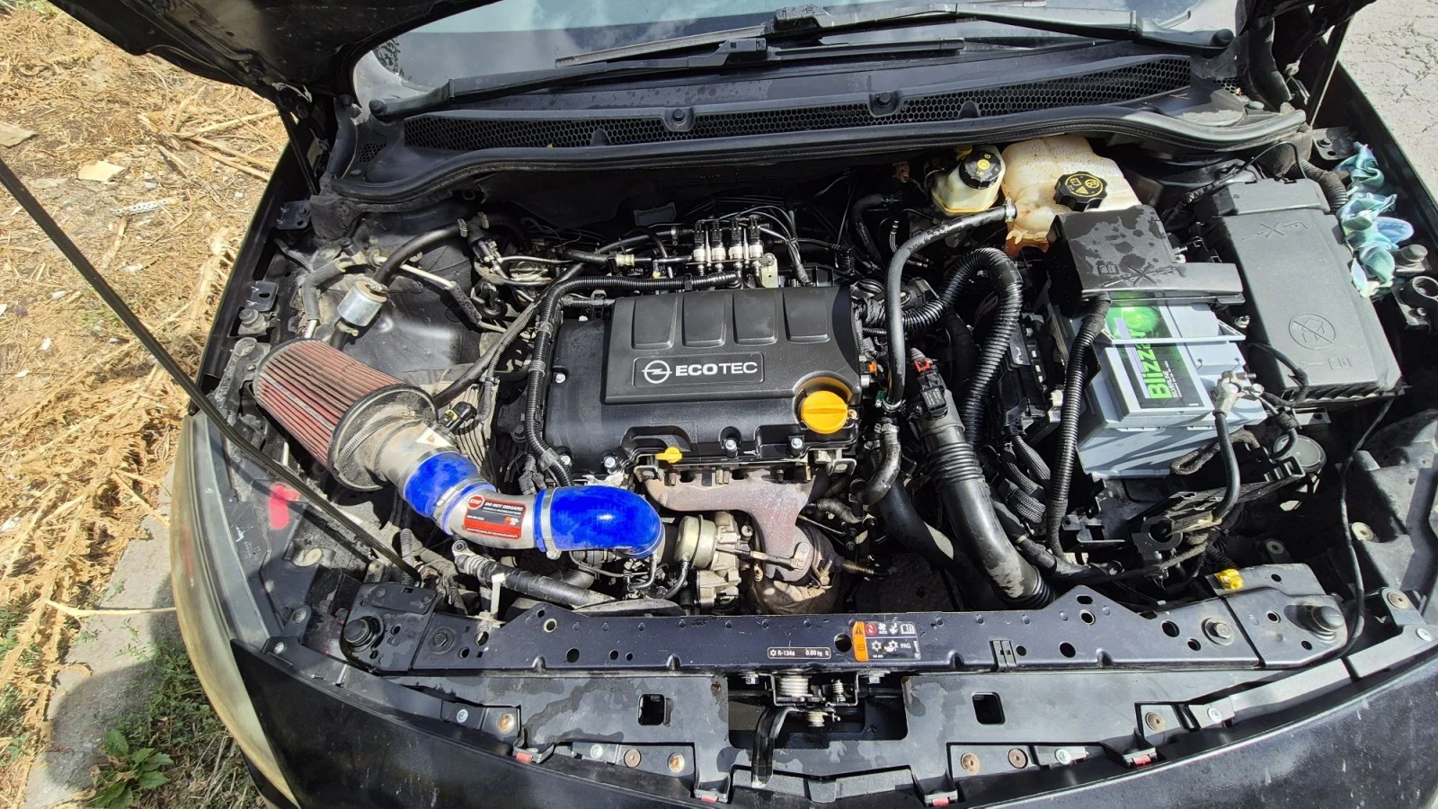 Opel Astra J 1.4 TURBO LPG, снимка 8 - Автомобили и джипове - 56165898