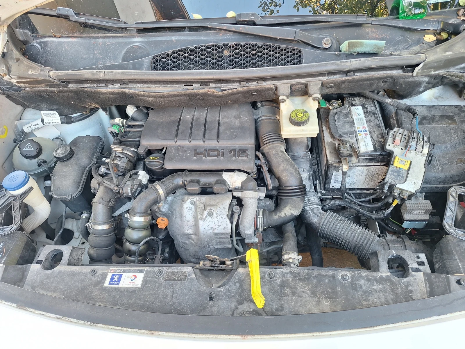 Peugeot Partner 1.6 HDI-75, снимка 13 - Автомобили и джипове - 56355758