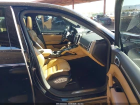 Porsche Cayenne 3.0l E-Hybrid S, снимка 5