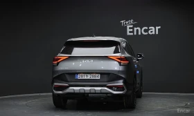 Kia Sportage 2.0D Trendy 4x4* HARMAN KARDON* ПОДГРЕВ* КАМЕРА* , снимка 4