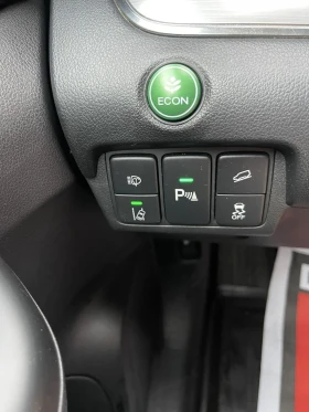 Honda Cr-v Executive 2.0 i-VTEC 4х4 AWD НАПЪЛНО ОБСЛУЖЕНА, снимка 13