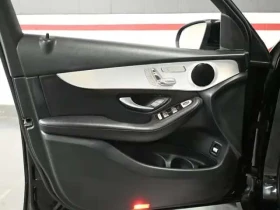 Mercedes-Benz GLC 300 * 4MATIC * 360  * KEYLESS * PANO * CARFAX - 26450 € / 51731.70 лв. - 75021989 11