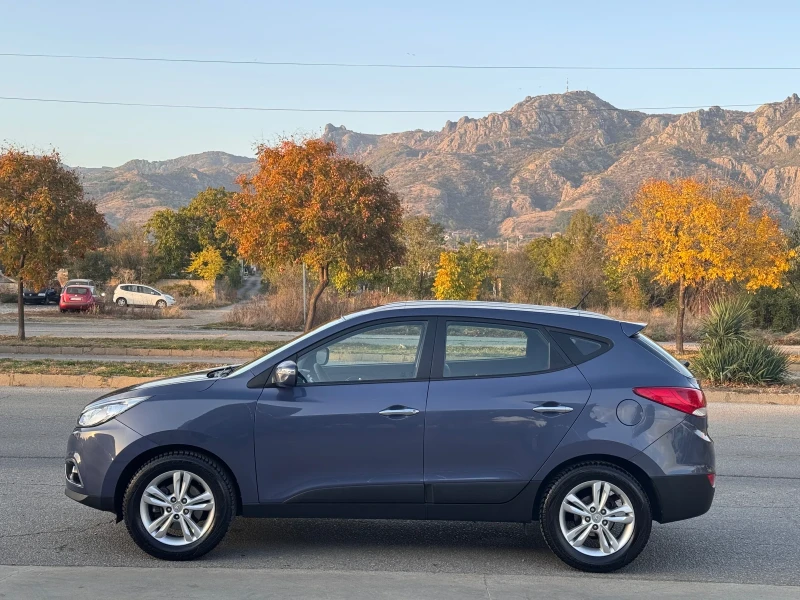 Hyundai IX35 1.7CRDI 116ps* ПЕРФЕКТЕН* , снимка 2 - Автомобили и джипове - 47750229