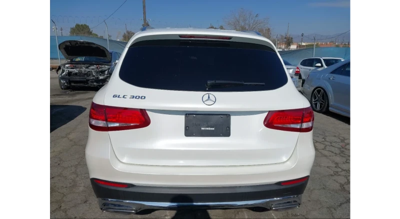 Mercedes-Benz GLC 300, снимка 5 - Автомобили и джипове - 49195710