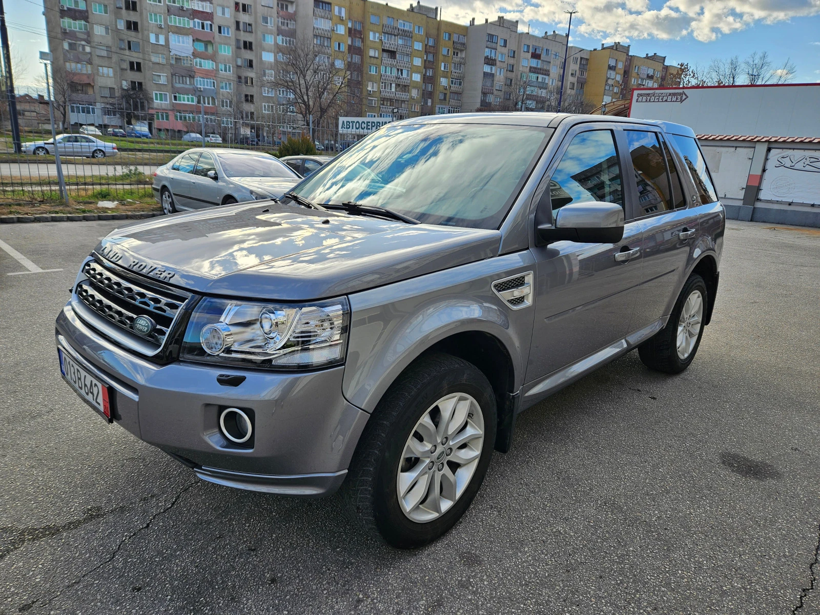 Land Rover Freelander 2.0i-AT-(240hp)-4x4-LR2 - [1] 