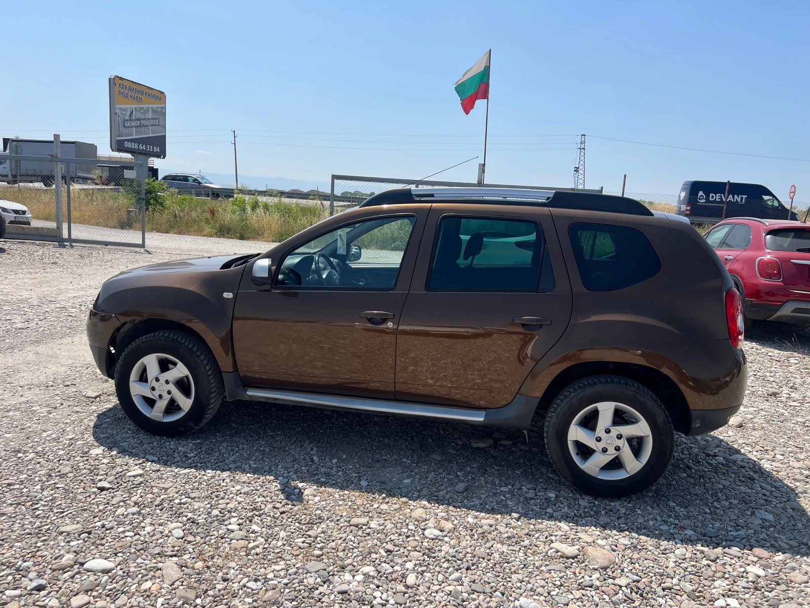 Dacia Duster 1.5 DCI 4X4 - изображение 8