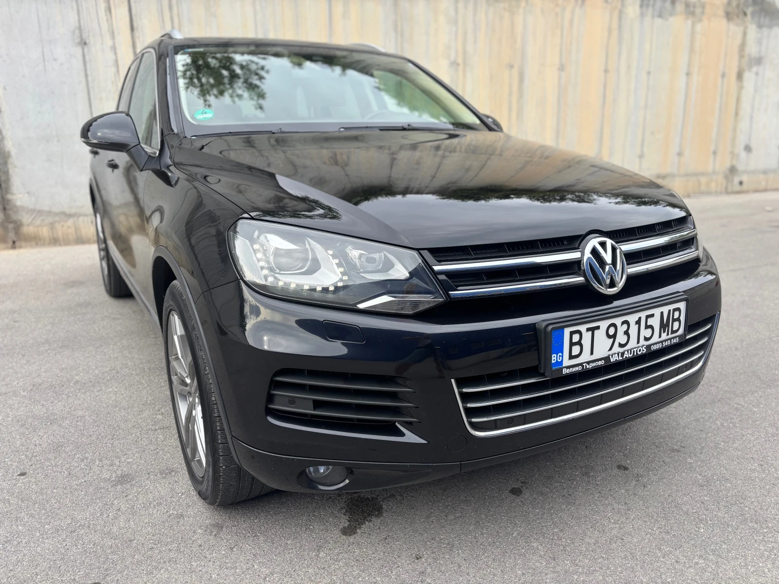 VW Touareg 3.0TDI Германия Всичко платено Обслужен Бартер - изображение 2