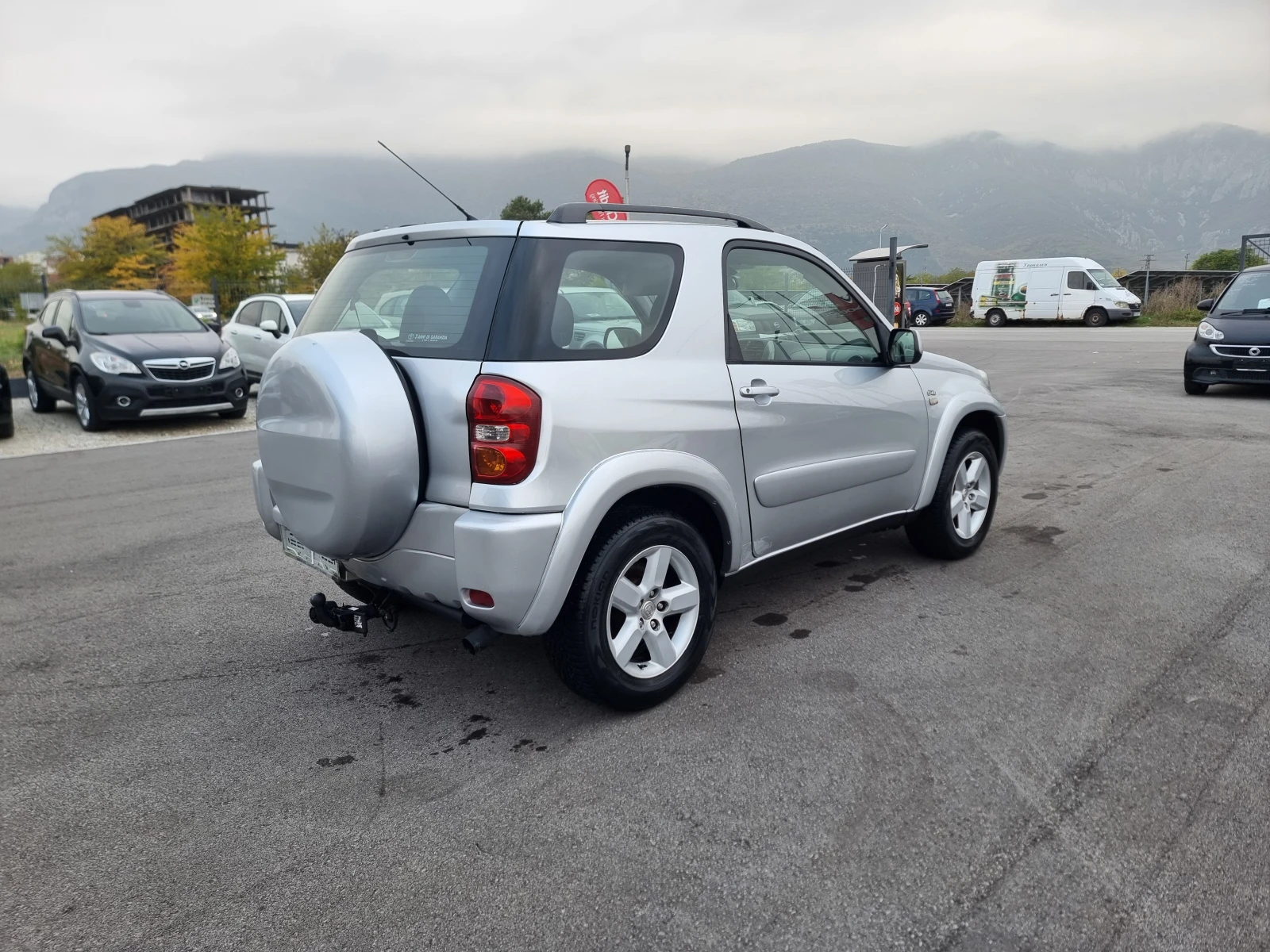 Toyota Rav4 2.0D4D - изображение 7