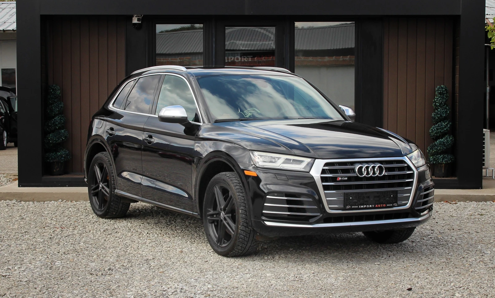 Audi SQ5 3.0TFSI* B&O* QUATTRO, снимка 3 - Автомобили и джипове - 53035154