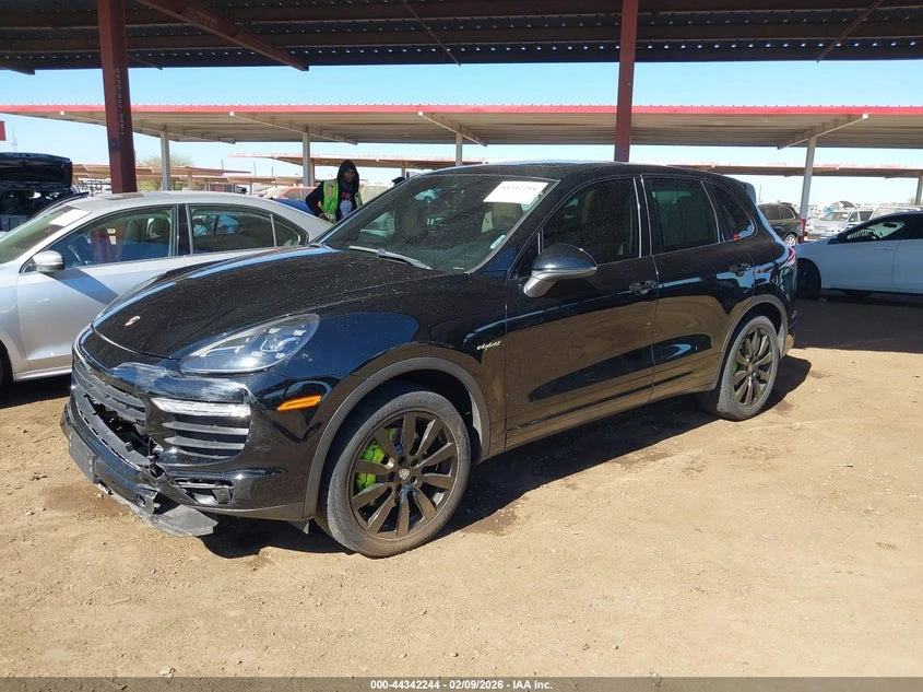 Porsche Cayenne 3.0l E-Hybrid S, снимка 2 - Автомобили и джипове - 53932702