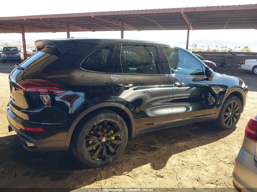 Porsche Cayenne 3.0l E-Hybrid S, снимка 13 - Автомобили и джипове - 53932702