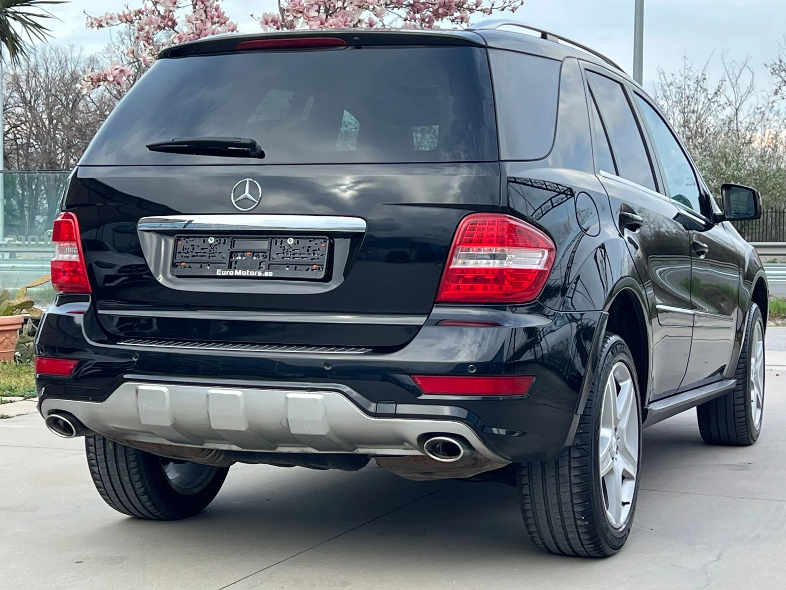 Mercedes-Benz ML 350 CDI, 4-MATIC, AMG LINE, FACELIFT!, снимка 5 - Автомобили и джипове - 54070344