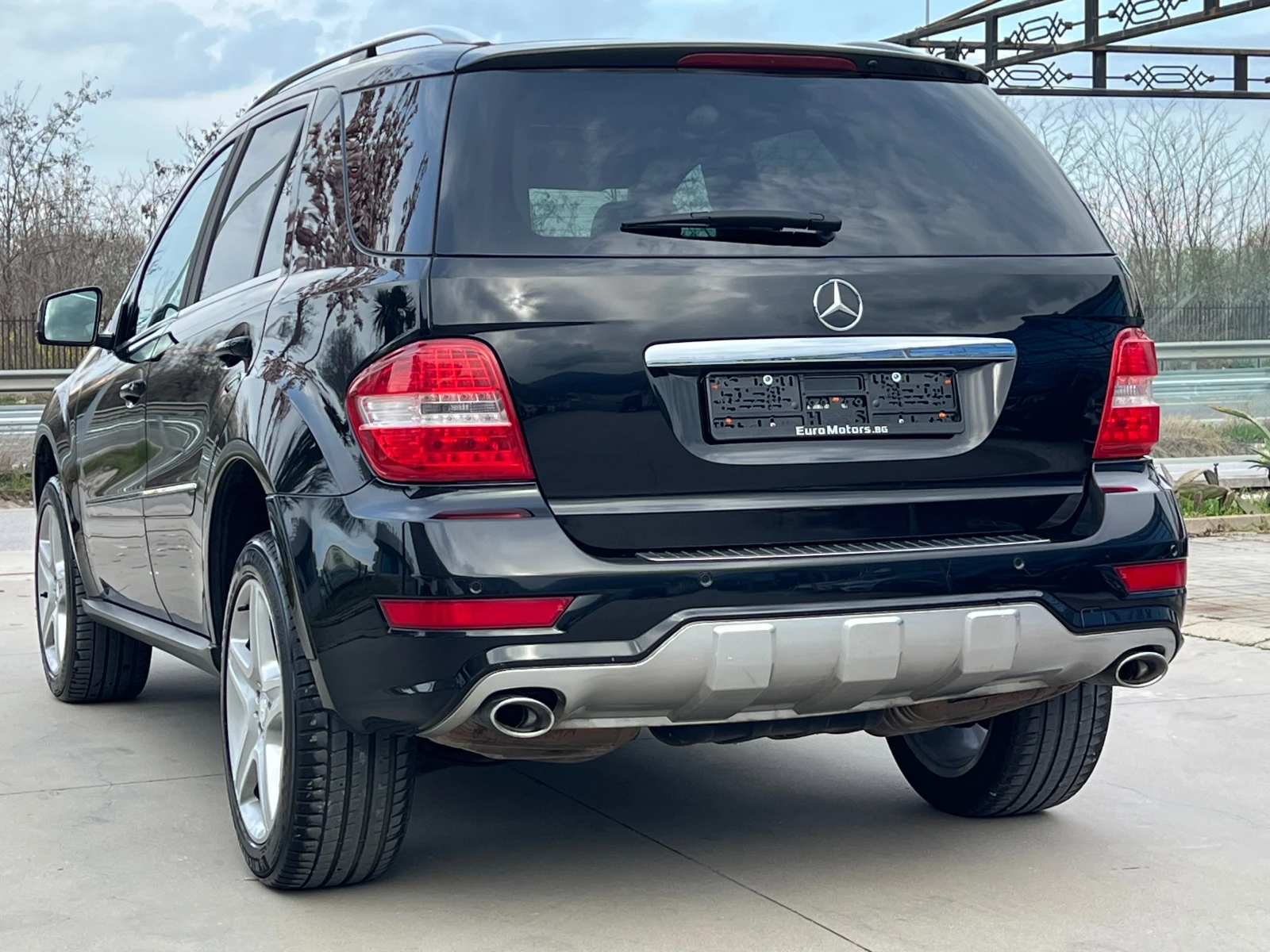 Mercedes-Benz ML 350 CDI, 4-MATIC, AMG LINE, FACELIFT!, снимка 6 - Автомобили и джипове - 54070344
