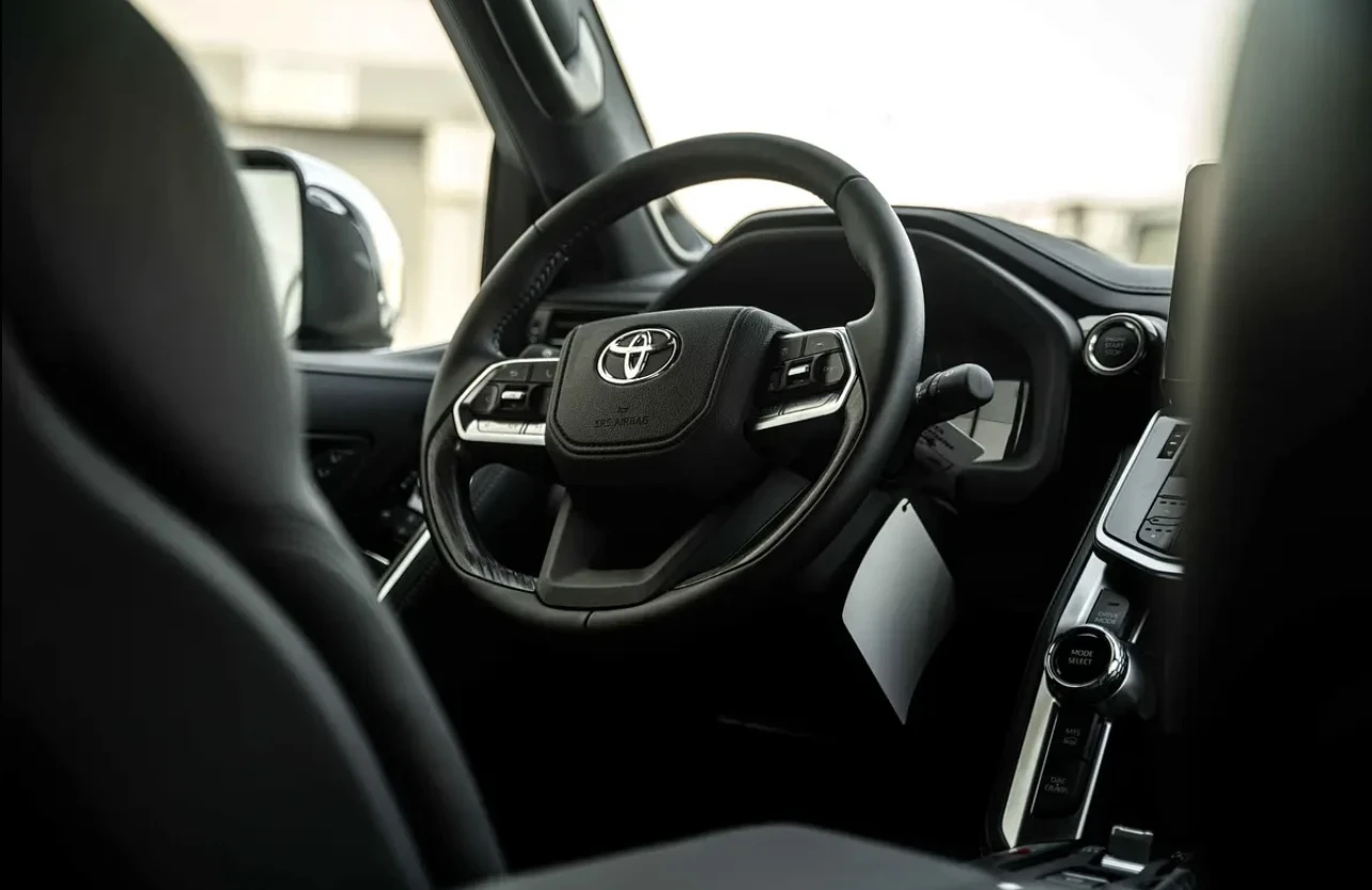 Toyota Land cruiser LC 300 VX-R | MBS AUTOBIOGRAPHY | VIP 4 SEATER | N | Mobile.bg � ����������� 6