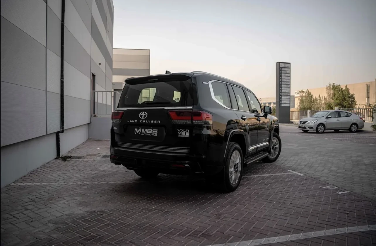 Toyota Land cruiser LC 300 VX-R | MBS AUTOBIOGRAPHY | VIP 4 SEATER | N | Mobile.bg � ����������� 2