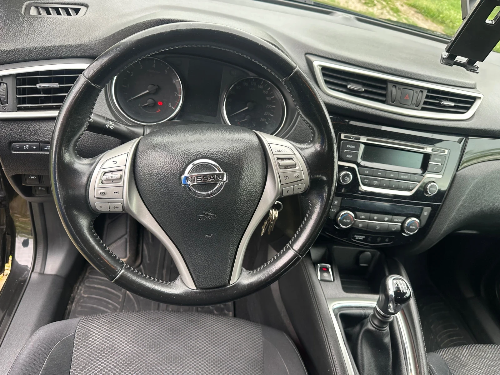 Nissan Qashqai, снимка 5 - Автомобили и джипове - 54490042