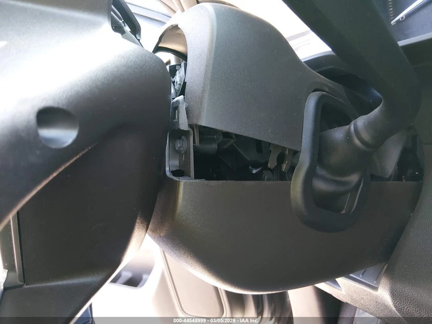 Gmc Sierra 5.3L V-8 DI, VVT, 355HP 4X2 Drive | Mobile.bg � ����������� 6