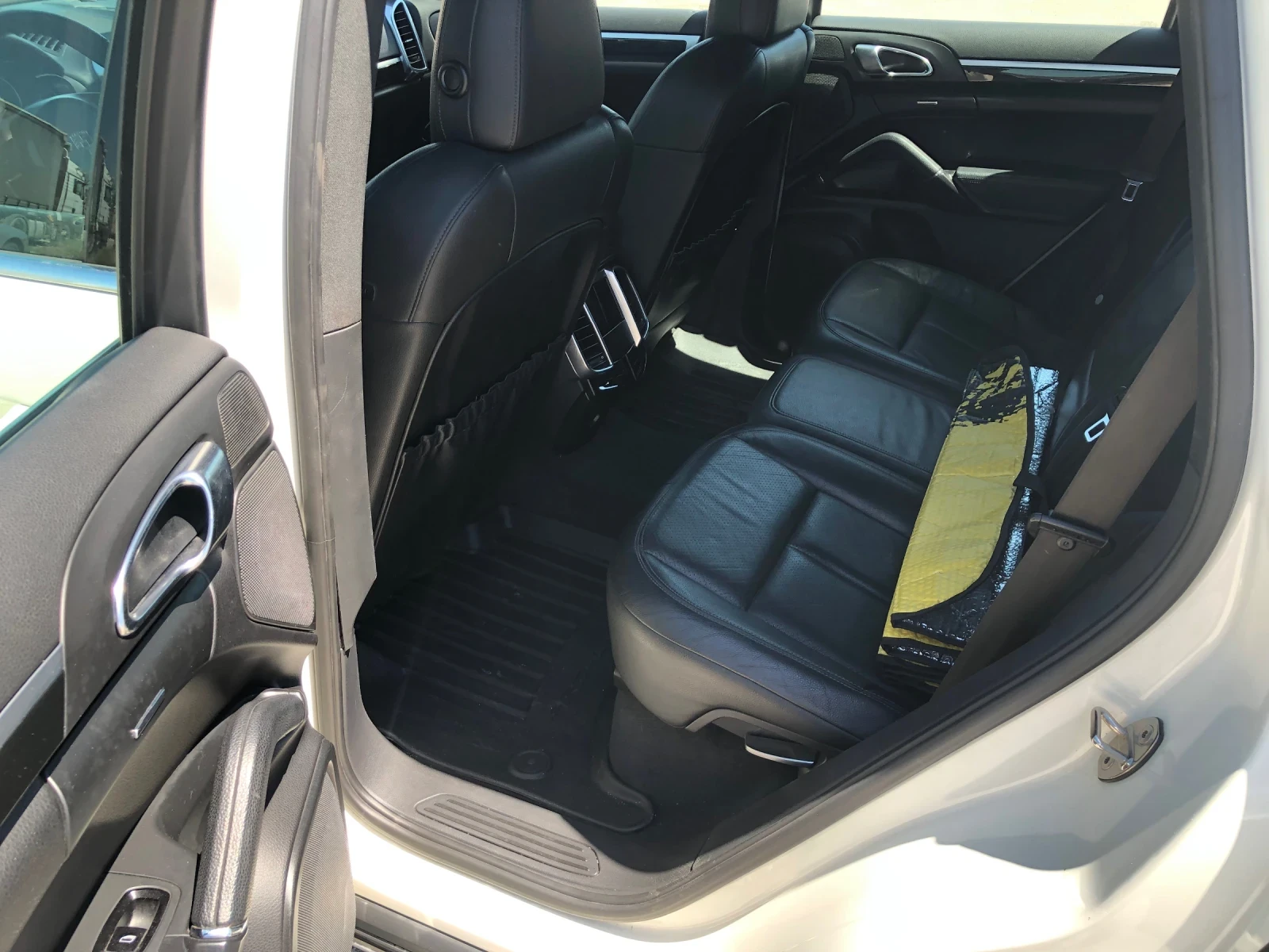 Porsche Cayenne 3000 Д 8с.к.245коня, снимка 16 - Автомобили и джипове - 54737803