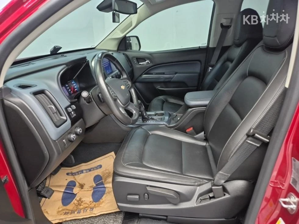 Chevrolet Colorado 3.6* V6 * 4x4 * Automatic, снимка 5 - Автомобили и джипове - 54868702