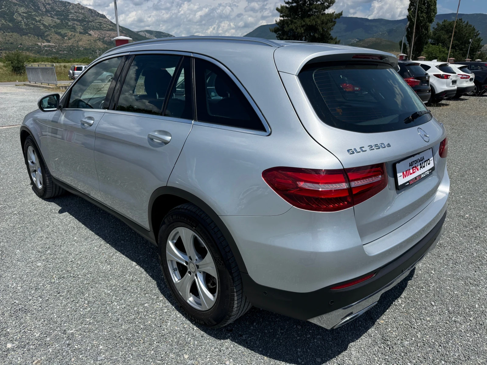 Mercedes-Benz GLC 250 (KATO НОВА)^(4-MATIC), снимка 7 - Автомобили и джипове - 54952787