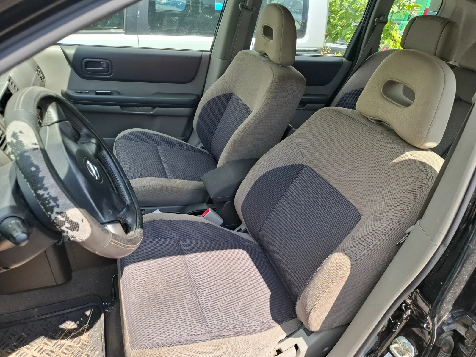 Nissan X-trail 2.0, снимка 6 - Автомобили и джипове - 54970521