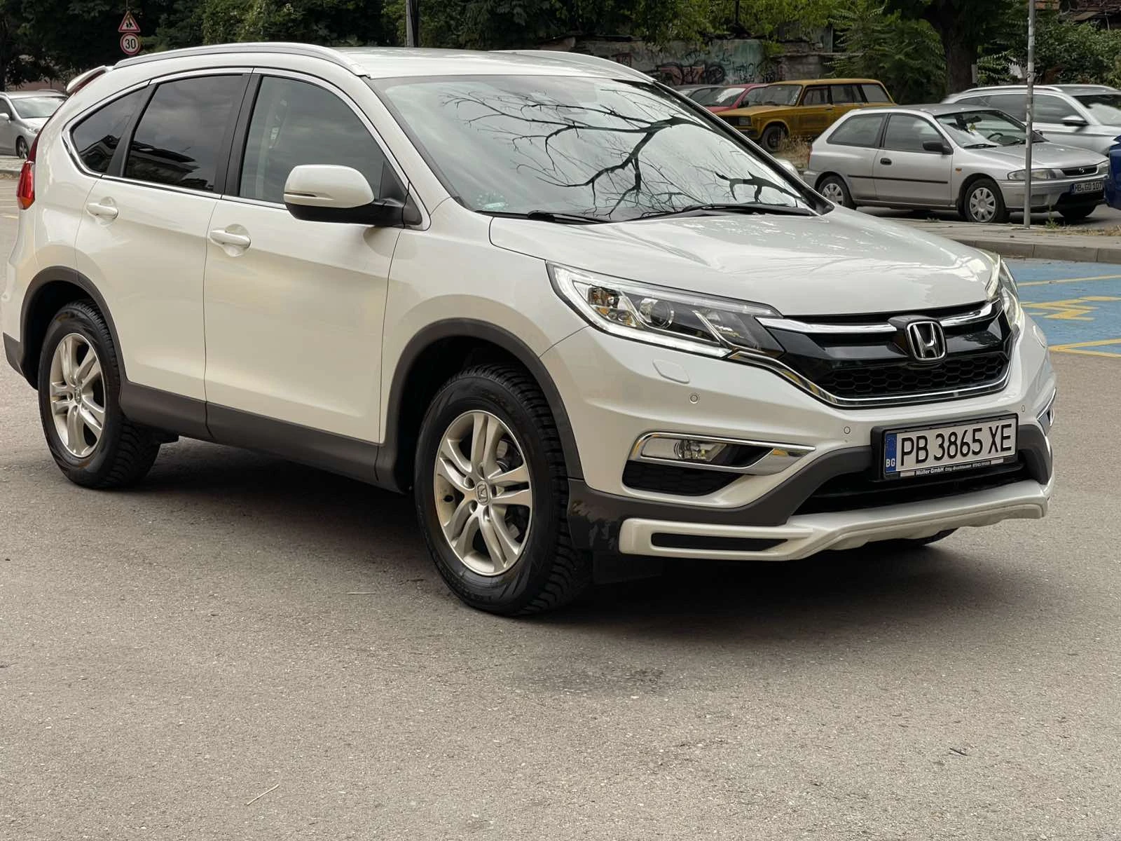 Honda Cr-v Executive 2.0 i-VTEC 4х4 AWD НАПЪЛНО ОБСЛУЖЕНА, снимка 3 - Автомобили и джипове - 55215621