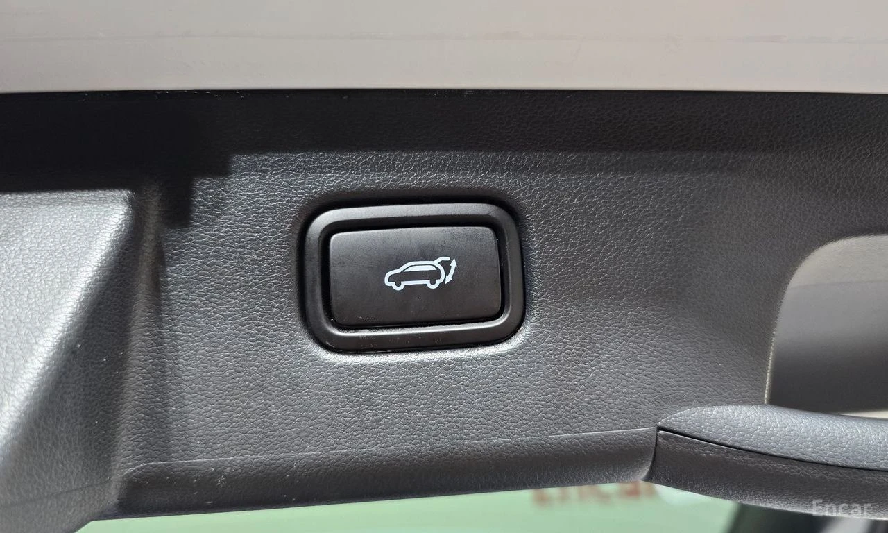 Hyundai Tucson PREMIUM* ОБДУХВАНЕ* ДИСТРОНИК* 360КАМЕРА* LANE* AS, снимка 16 - Автомобили и джипове - 55606149