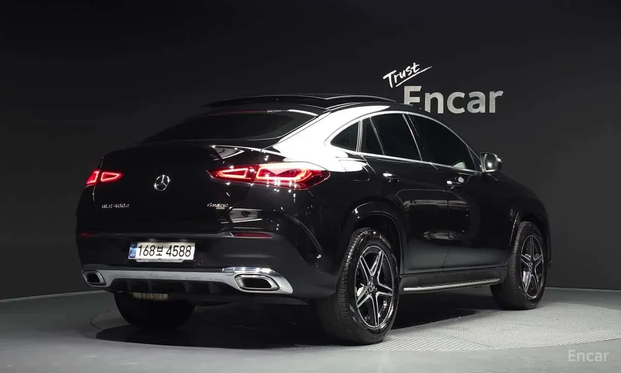 Mercedes-Benz GLE 400 d 4MATIC Coupe /ОБДУХВАНЕ/BURMESTER/ДИСТРОНИК/360 , снимка 2 - Автомобили и джипове - 55618591