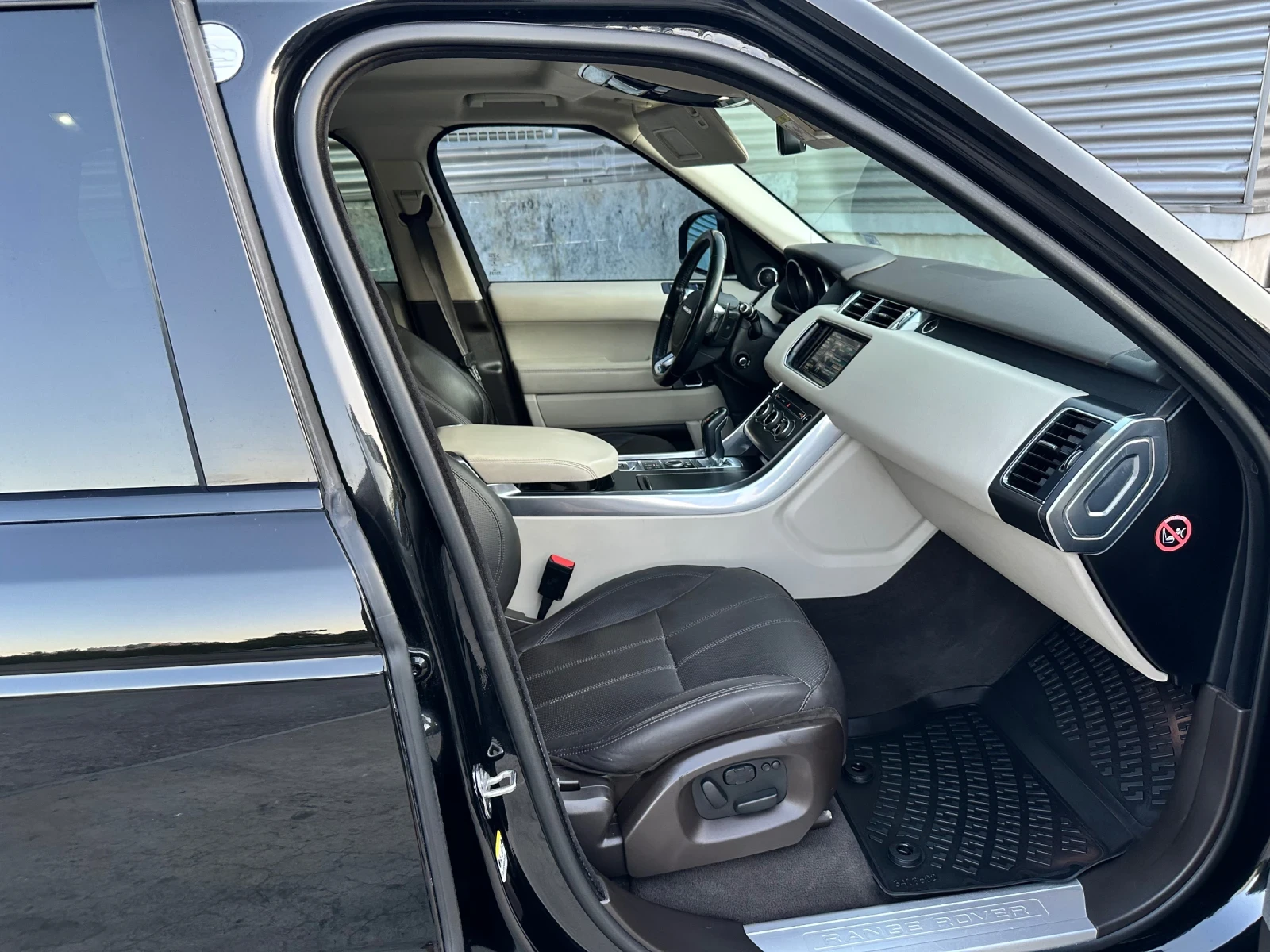 Land Rover Range Rover Sport 3.0-SDV6-292hp., снимка 13 - Автомобили и джипове - 55743307
