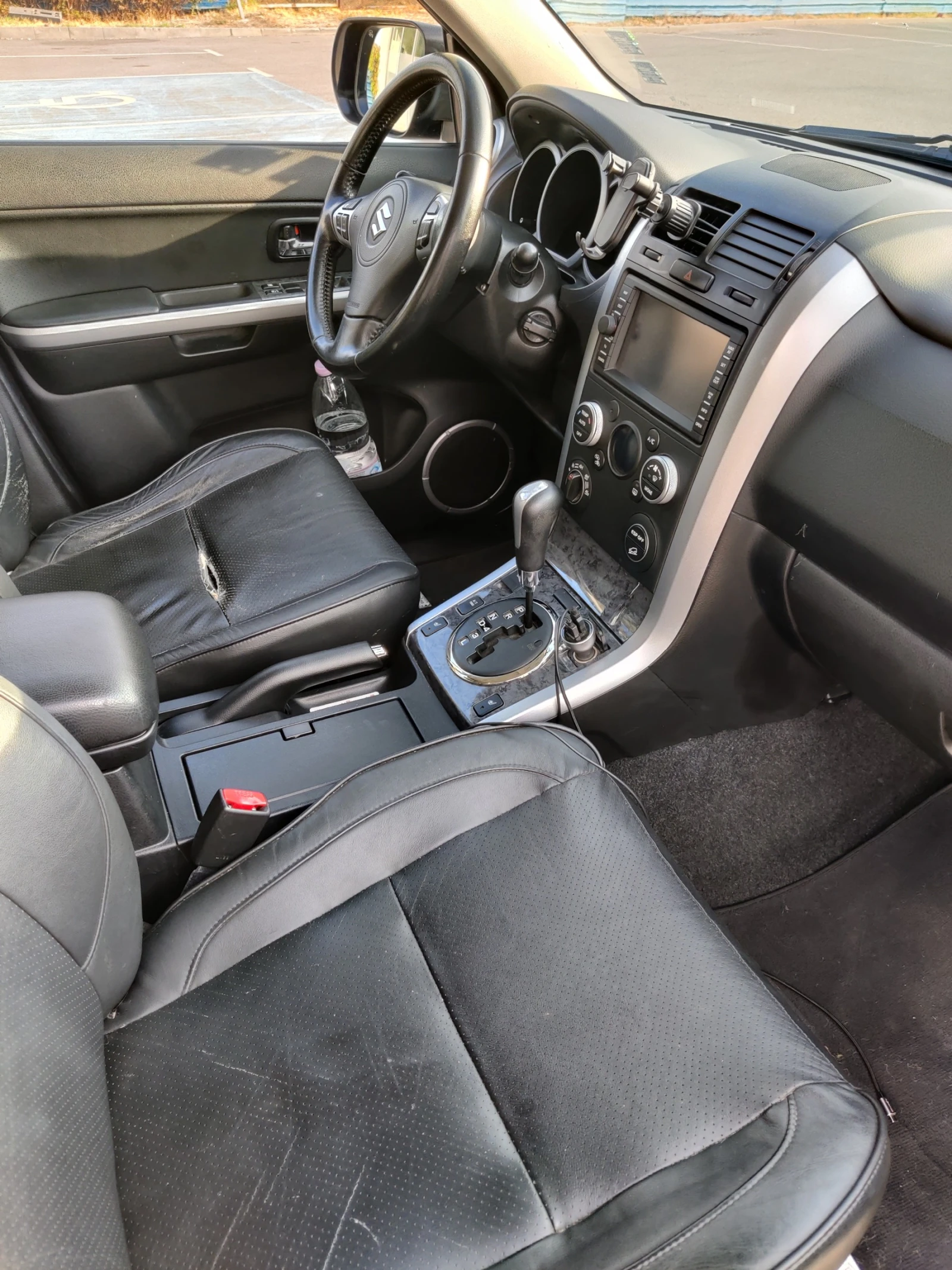 Suzuki Grand vitara, снимка 6 - Автомобили и джипове - 56289418