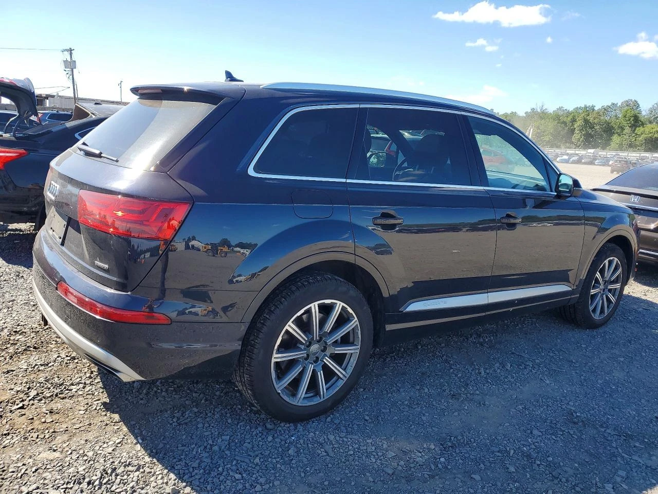 Audi Q7 Prestige, снимка 3 - Автомобили и джипове - 56349883