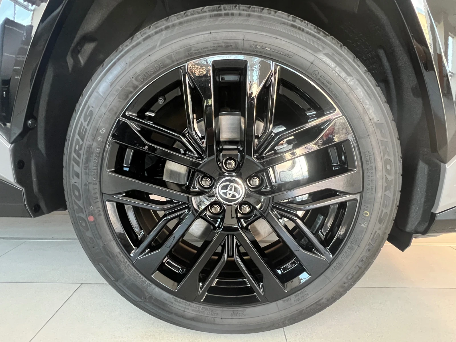 Toyota Rav4 Style HEV, снимка 9 - Автомобили и джипове - 56599275