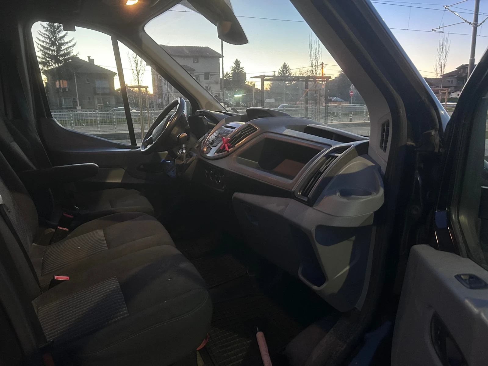 Ford Transit 2.0 170 к.с., снимка 13 - Бусове и автобуси - 54115883