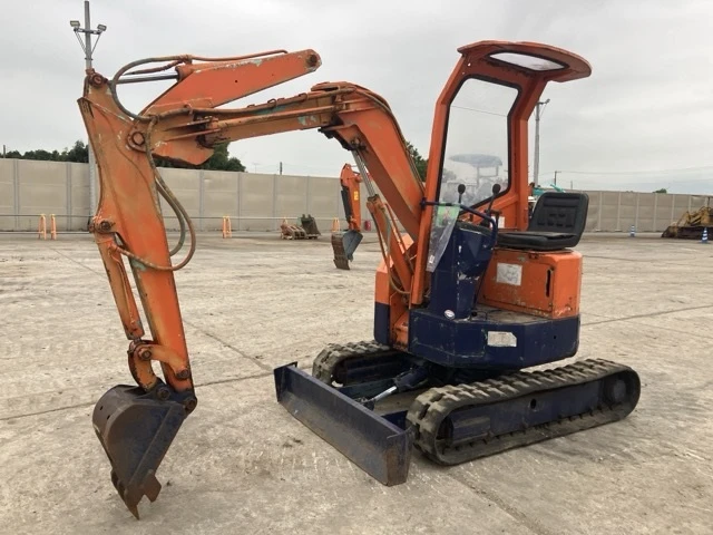 Багер Hitachi Hanix S.B150 * ОЧАКВАН 22.12.2026!!!