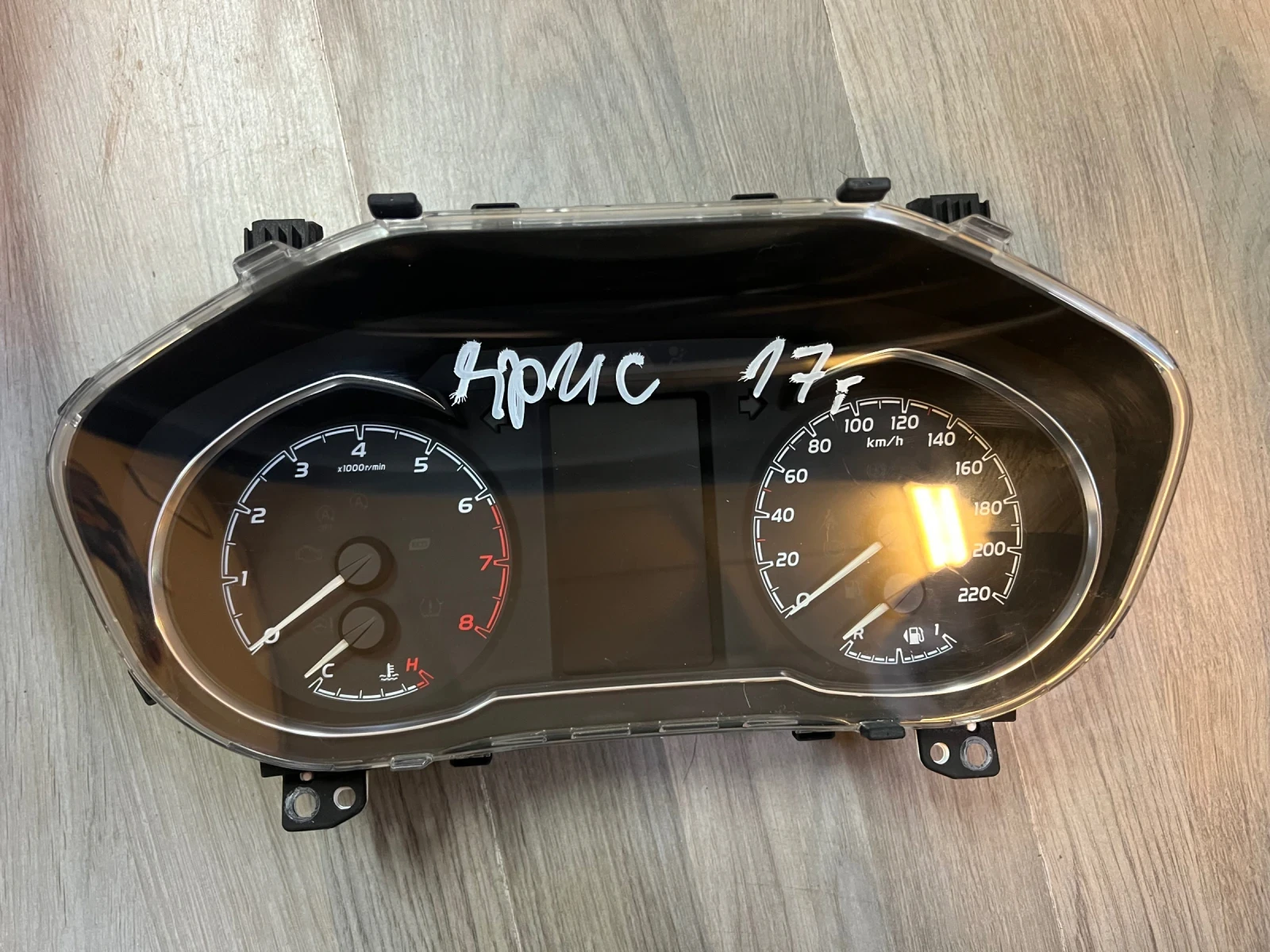 83800-F5290 ���������� TOYOTA YARIS 1.5VVTI  2018 83800-F5290  MB157580-4662 | Mobile.bg � ����������� 1