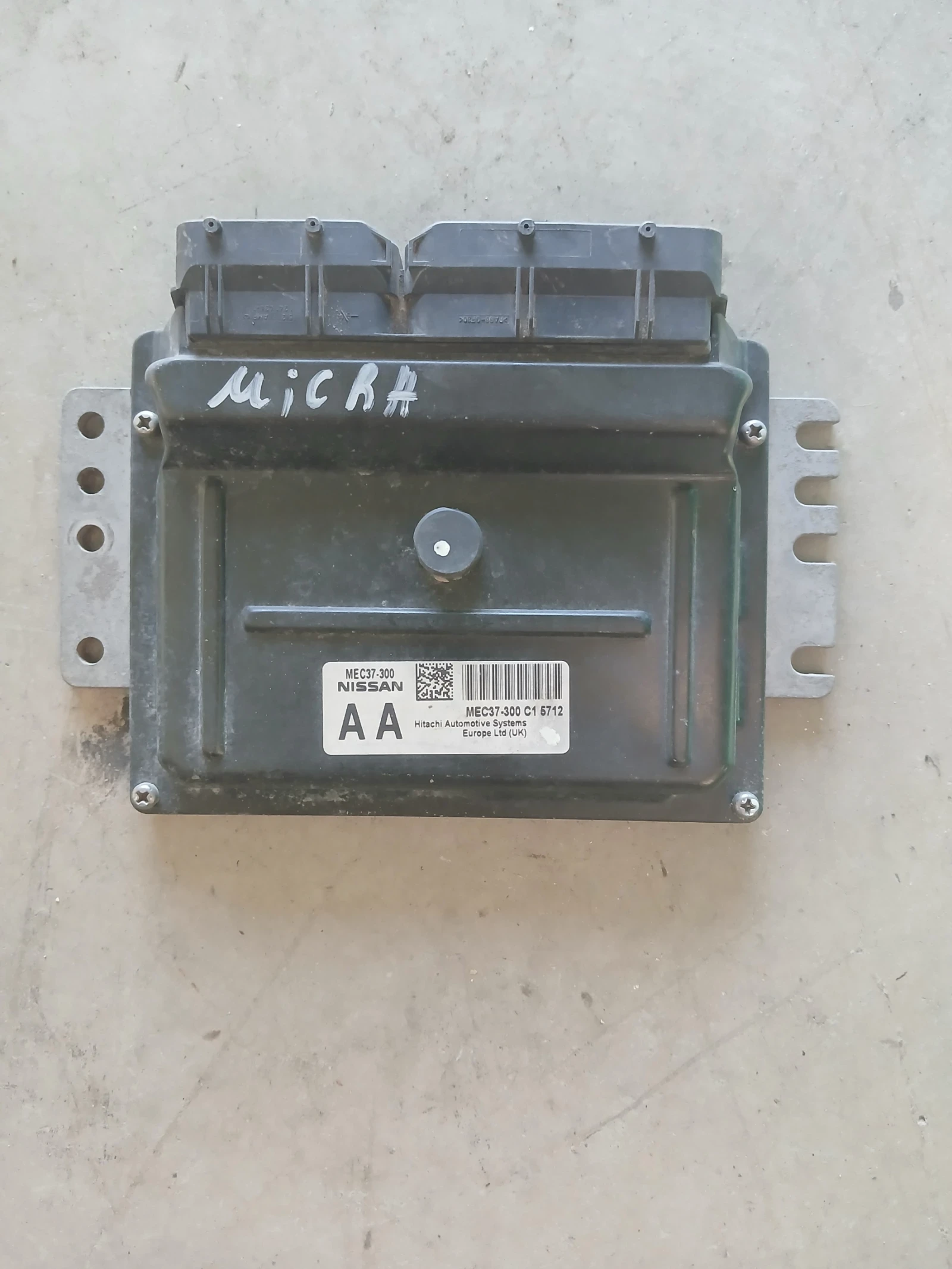 MEC37-300 компютър Nissan Micra 
