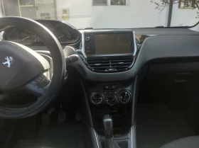 Peugeot 208 Седан , снимка 5