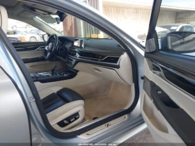 BMW 760 M-SPORT* XDRIVE* BOWERS&WILKINS* МАСАЖИ* PANO* FUL, снимка 5