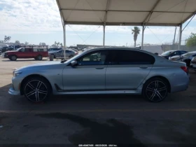 BMW 760 M-SPORT* XDRIVE* BOWERS&WILKINS* МАСАЖИ* PANO* FUL, снимка 13