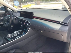 Genesis GV70 2.5T AWD | �����a ����a | AMBIENT | KEYLESS | CAM  | Mobile.bg � ����� ������ 5