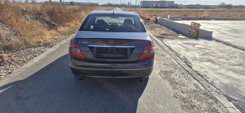 Mercedes-Benz C 300 C300 benzin, снимка 15 - Автомобили и джипове - 48002431