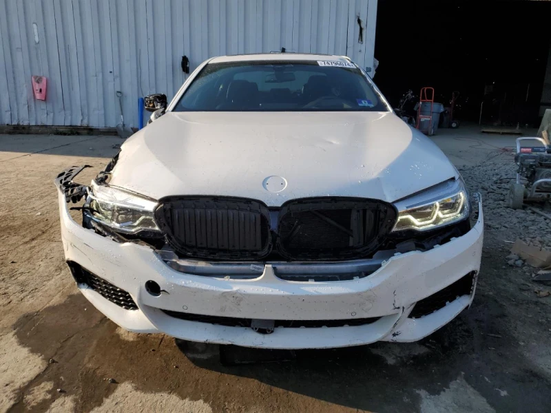 BMW 550 M550XI* ФИКС ЦЕНА* HARMAN/KARDON* FULL LED* 360* , снимка 2 - Автомобили и джипове - 48321583