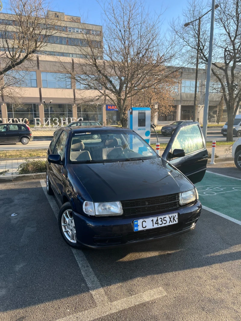 VW Polo, снимка 1 - Автомобили и джипове - 48520658