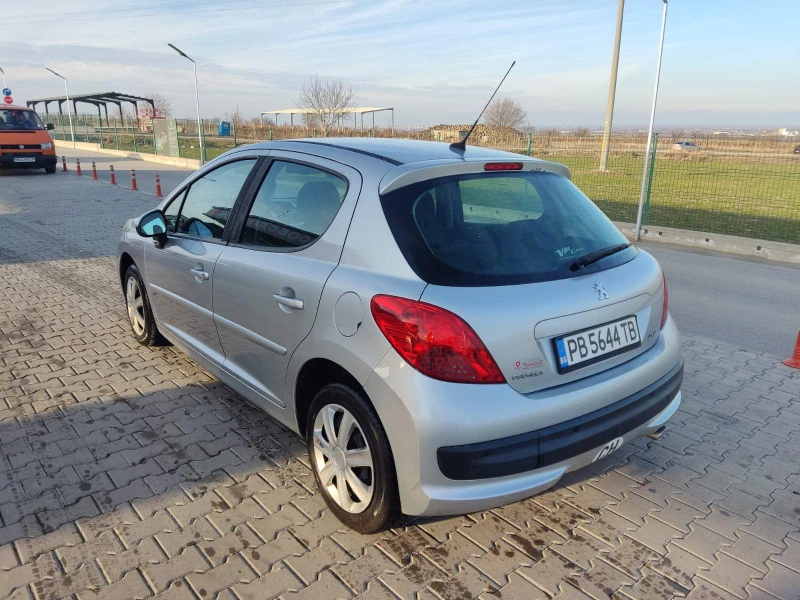 Peugeot 207 1.6, снимка 4 - Автомобили и джипове - 48931869