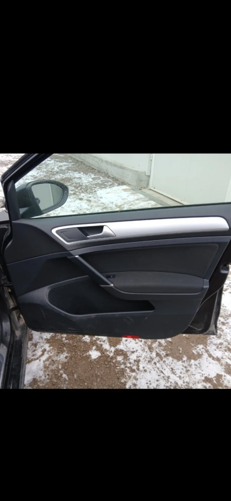 VW Golf 1.6TDI, снимка 14 - Автомобили и джипове - 53010219