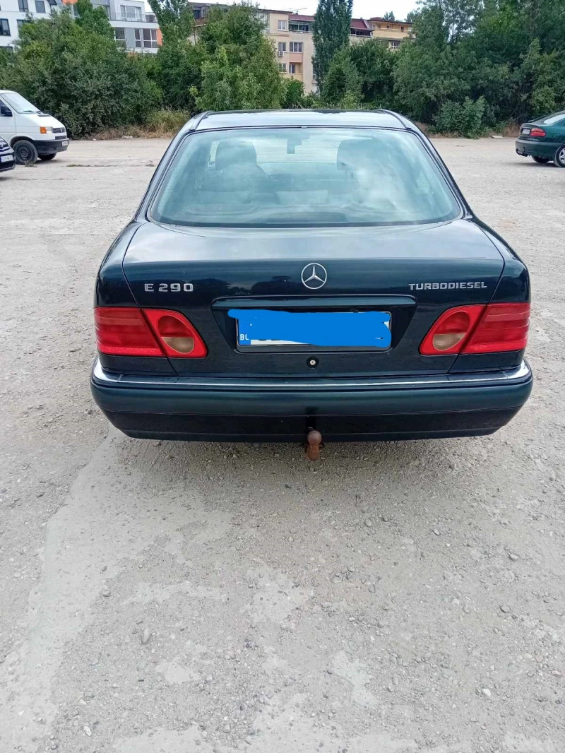 Mercedes-Benz E 290, снимка 5 - Автомобили и джипове - 51515877