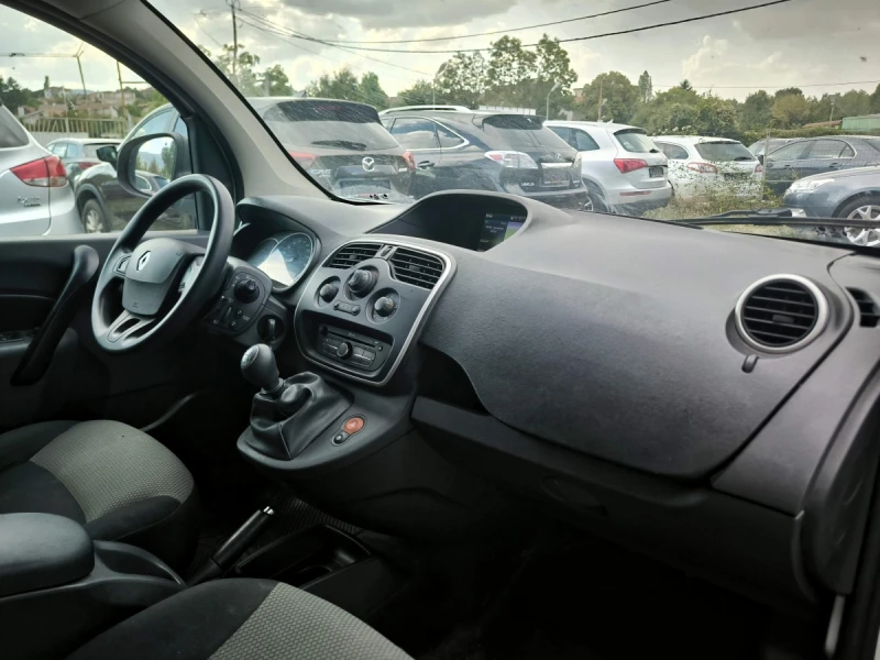 Renault Kangoo 1.5 DCI 110 kc., снимка 10 - Автомобили и джипове - 51128351