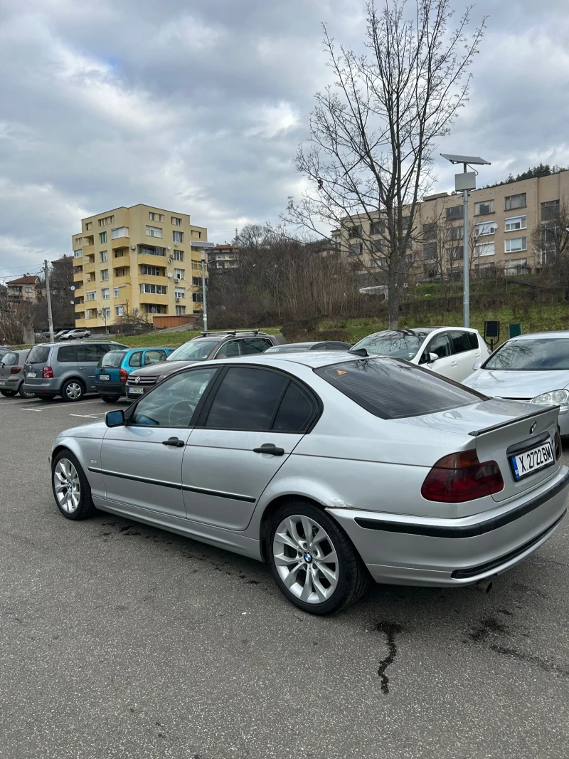 BMW 318, снимка 5 - Автомобили и джипове - 53290005